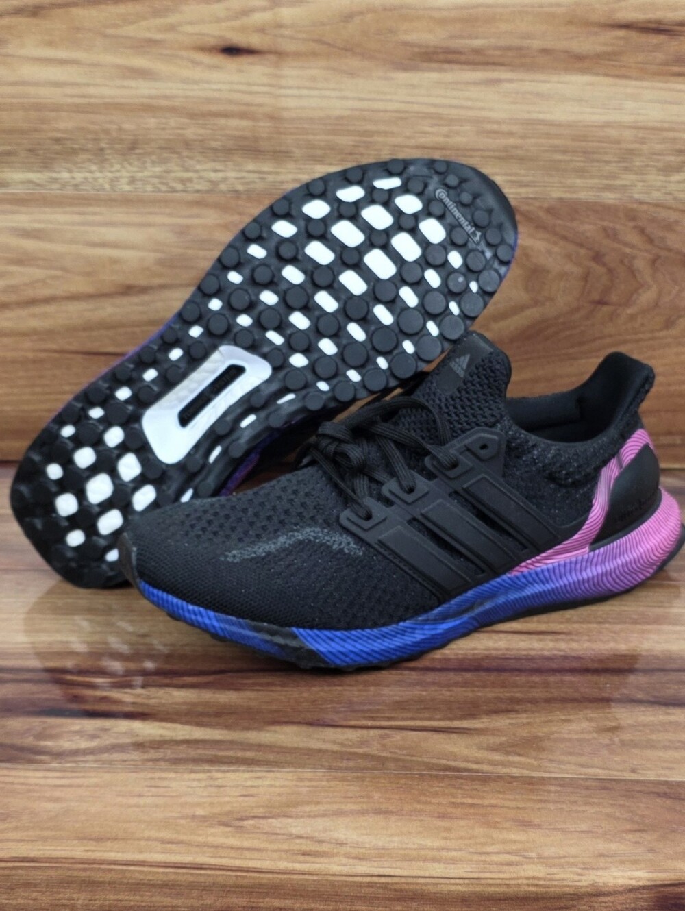 NEW Adidas Ultraboost DNA Men’s Size 8 Running Shoes Black Pink Blue GW4924